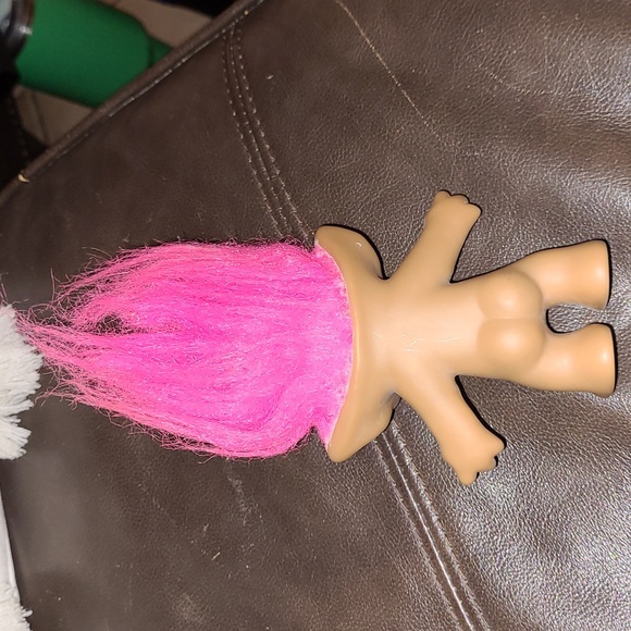 Vintage Pink-Haired Troll Doll - Picture 2 of 6